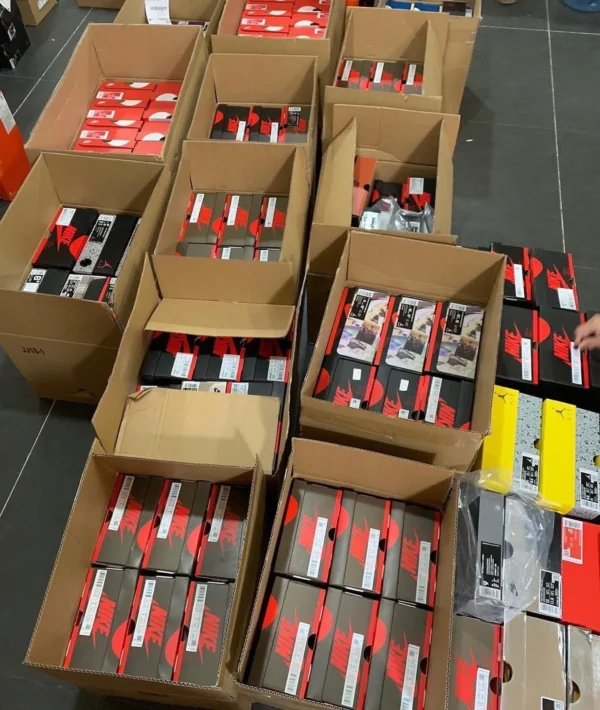 Authentic-Nike-Shoes-Liquidation-Pallet-For-Sale-600x710-1.webp